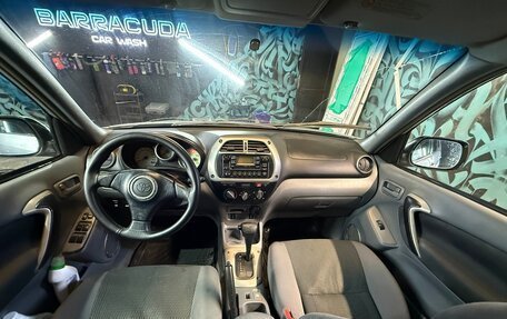 Toyota RAV4, 2003 год, 470 000 рублей, 20 фотография