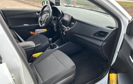 Hyundai Solaris II рестайлинг, 2020 год, 1 370 000 рублей, 10 фотография