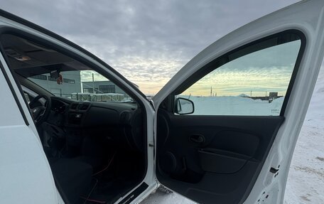 Renault Logan II, 2020 год, 550 000 рублей, 11 фотография