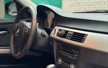 BMW 3 серия, 2010 год, 880 000 рублей, 8 фотография