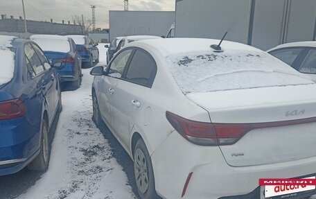 KIA Rio IV, 2022 год, 2 140 000 рублей, 3 фотография