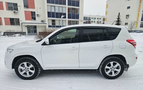 Toyota RAV4, 2011 год, 1 420 000 рублей, 3 фотография
