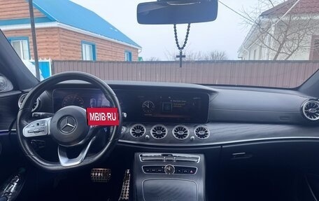 Mercedes-Benz E-Класс, 2020 год, 4 150 000 рублей, 4 фотография