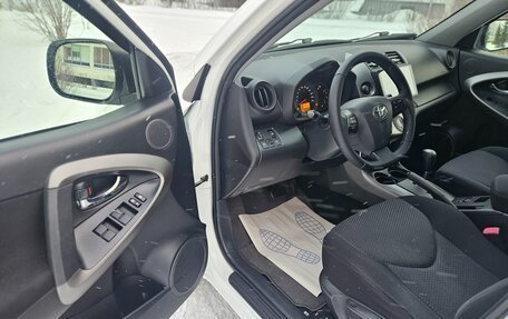 Toyota RAV4, 2011 год, 1 420 000 рублей, 9 фотография