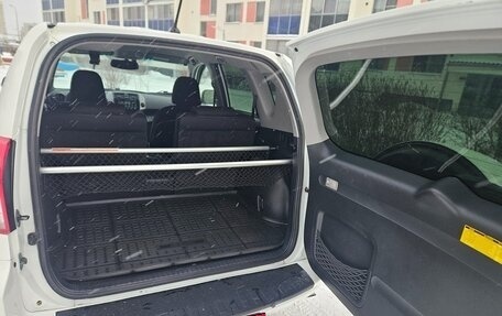 Toyota RAV4, 2011 год, 1 420 000 рублей, 17 фотография