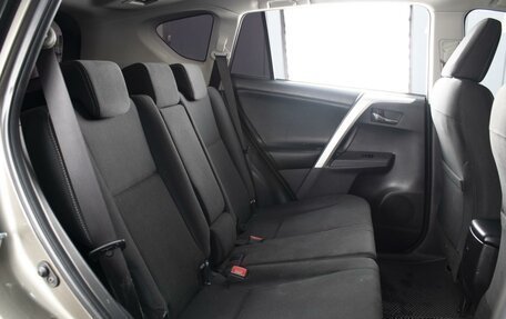 Toyota RAV4, 2015 год, 2 088 000 рублей, 6 фотография