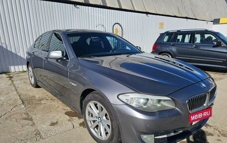 BMW 5 серия, 2010 год, 1 700 000 рублей, 8 фотография
