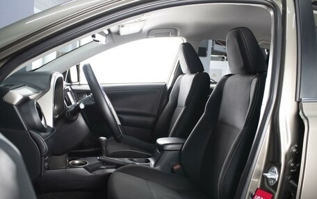 Toyota RAV4, 2015 год, 2 088 000 рублей, 9 фотография