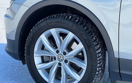 Volkswagen Tiguan II, 2018 год, 3 340 000 рублей, 11 фотография