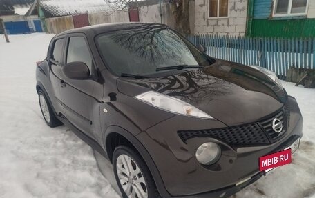 Nissan Juke II, 2011 год, 950 000 рублей, 2 фотография