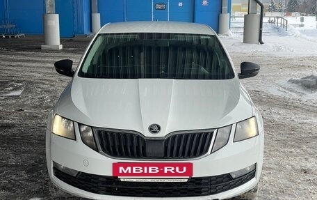 Skoda Octavia, 2019 год, 1 200 000 рублей, 10 фотография