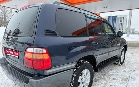 Toyota Land Cruiser 100 рестайлинг 2, 1998 год, 1 580 000 рублей, 11 фотография