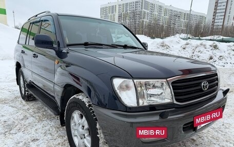 Toyota Land Cruiser 100 рестайлинг 2, 1998 год, 1 580 000 рублей, 7 фотография