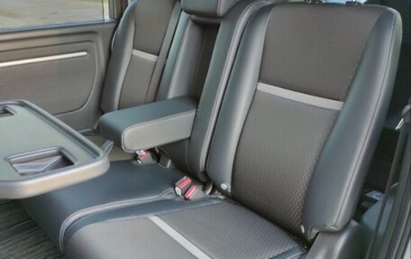 Honda Stepwgn IV, 2018 год, 1 790 000 рублей, 8 фотография