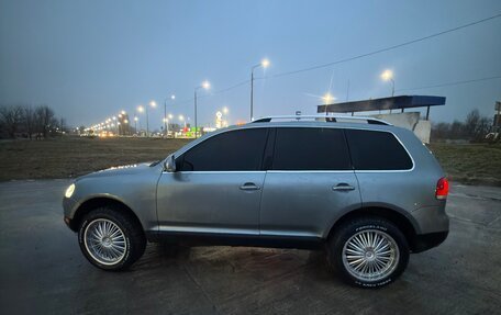 Volkswagen Touareg III, 2003 год, 675 000 рублей, 8 фотография
