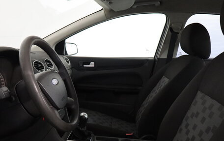 Ford Focus II рестайлинг, 2005 год, 249 000 рублей, 8 фотография