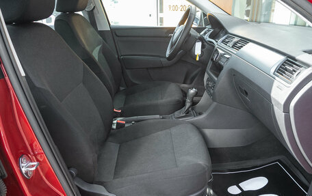 Skoda Rapid I, 2017 год, 1 098 000 рублей, 12 фотография