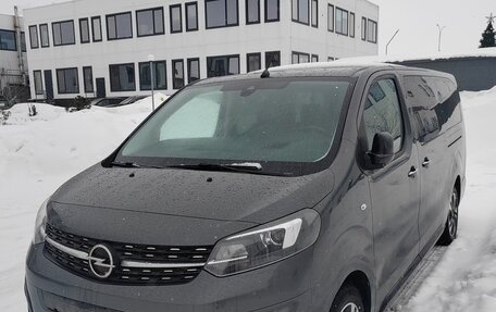 Opel Zafira Life I, 2021 год, 3 290 000 рублей, 1 фотография