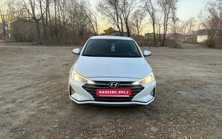 Hyundai Avante, 2019 год, 1 650 000 рублей, 2 фотография