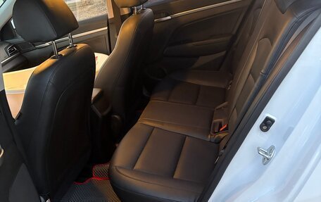 Hyundai Avante, 2019 год, 1 650 000 рублей, 7 фотография