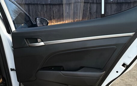 Hyundai Avante, 2019 год, 1 650 000 рублей, 12 фотография