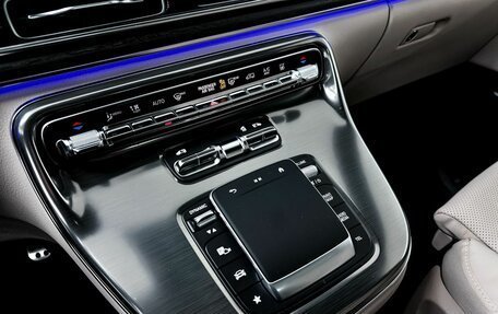 Mercedes-Benz V-Класс, 2025 год, 14 300 000 рублей, 22 фотография