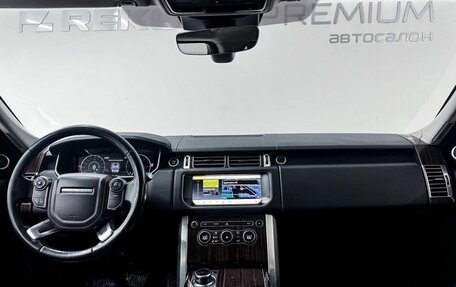 Land Rover Range Rover IV рестайлинг, 2017 год, 4 050 000 рублей, 8 фотография