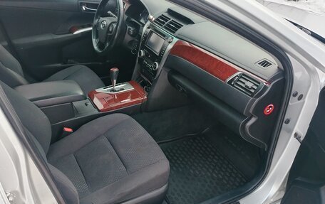 Toyota Camry, 2012 год, 1 390 000 рублей, 11 фотография