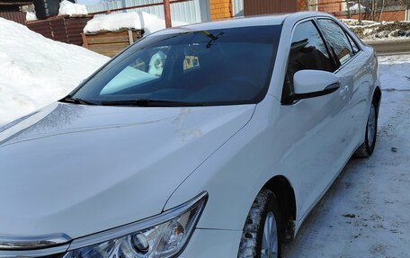 Toyota Camry, 2016 год, 2 200 000 рублей, 2 фотография