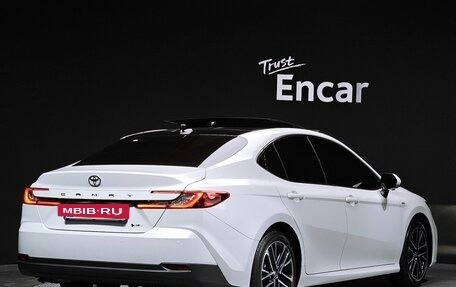 Toyota Camry, 2025 год, 6 800 000 рублей, 2 фотография