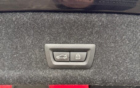 BMW 3 серия, 2019 год, 3 190 000 рублей, 11 фотография