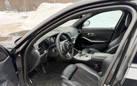 BMW 3 серия, 2019 год, 3 190 000 рублей, 12 фотография