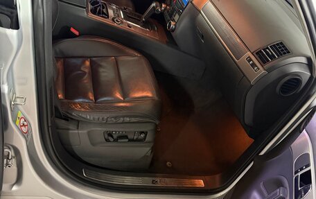 Volkswagen Touareg III, 2008 год, 1 380 000 рублей, 4 фотография