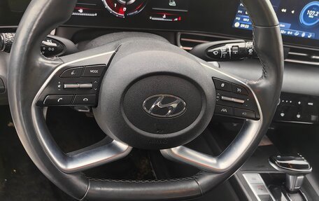 Hyundai Elantra, 2020 год, 1 900 000 рублей, 10 фотография