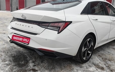 Hyundai Elantra, 2020 год, 1 900 000 рублей, 5 фотография