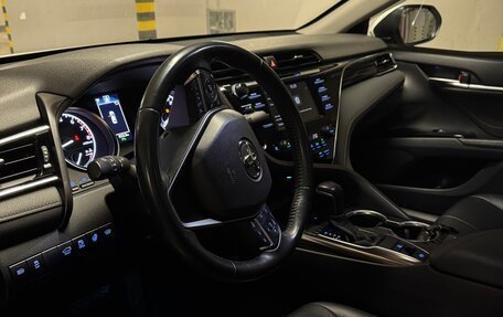 Toyota Camry, 2019 год, 2 780 000 рублей, 5 фотография