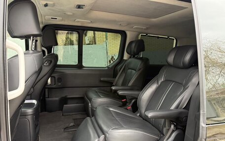 Hyundai Staria, 2021 год, 4 500 000 рублей, 3 фотография