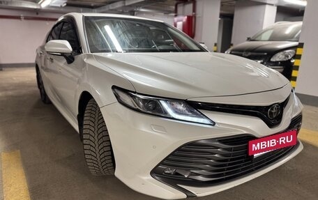Toyota Camry, 2019 год, 2 780 000 рублей, 2 фотография