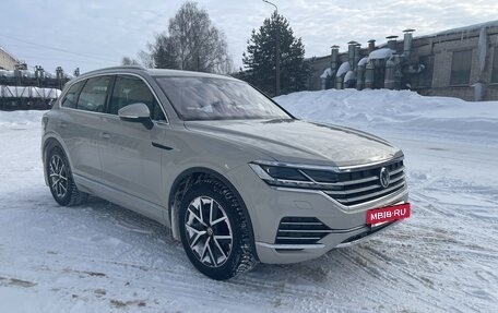 Volkswagen Touareg III, 2022 год, 8 000 000 рублей, 11 фотография