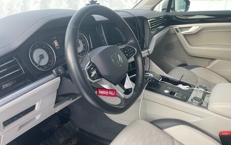 Volkswagen Touareg III, 2022 год, 8 000 000 рублей, 17 фотография