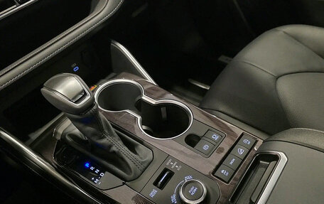 Toyota Highlander, 2026 год, 5 890 000 рублей, 11 фотография