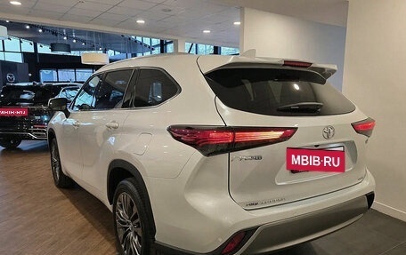 Toyota Highlander, 2026 год, 5 890 000 рублей, 4 фотография