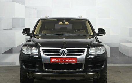 Volkswagen Touareg III, 2010 год, 1 550 000 рублей, 2 фотография