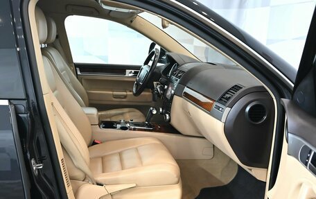 Volkswagen Touareg III, 2010 год, 1 550 000 рублей, 11 фотография