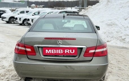 Mercedes-Benz E-Класс, 2010 год, 1 199 000 рублей, 6 фотография