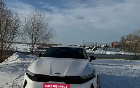 KIA K5, 2021 год, 2 400 000 рублей, 1 фотография