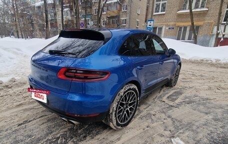 Porsche Macan I рестайлинг, 2016 год, 3 400 000 рублей, 2 фотография