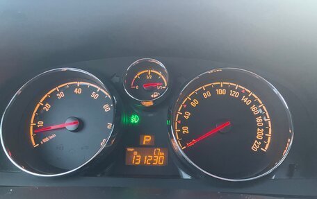 Opel Antara I, 2013 год, 1 350 000 рублей, 14 фотография