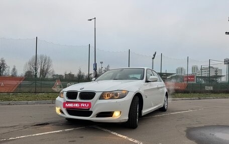 BMW 3 серия, 2011 год, 1 300 000 рублей, 2 фотография