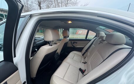 BMW 3 серия, 2011 год, 1 300 000 рублей, 8 фотография